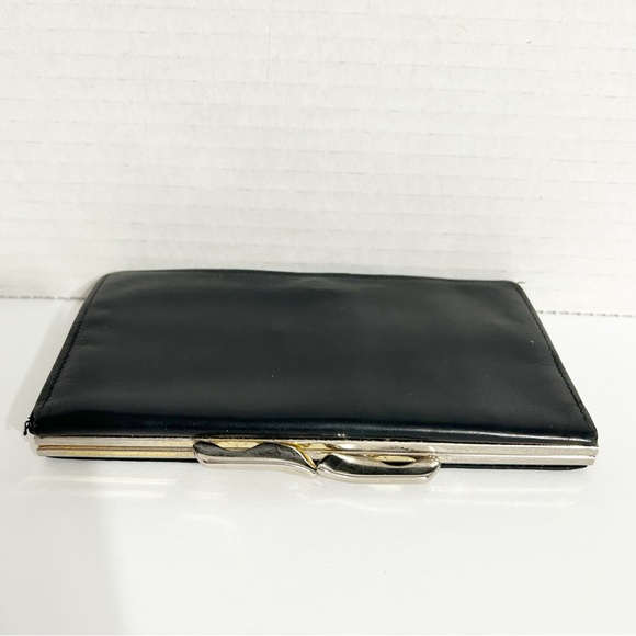 Vintage Unbranded Leather Wallet with Snap Closure and Kiss Lock Change Purse 🖤 - Picture 3 of 15